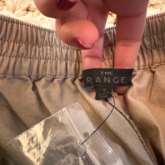 THE RANGE, ARID TWILL ANKLE TAB PANTS new with tags!!! Size small - Picture 4 of 6